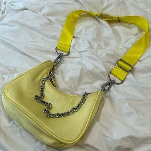 Urban Outfitters Yellow Mini Crossbody Bag‎ W/ Chain🍌